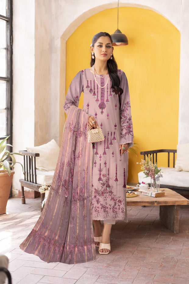 Safronia Unstitched suit